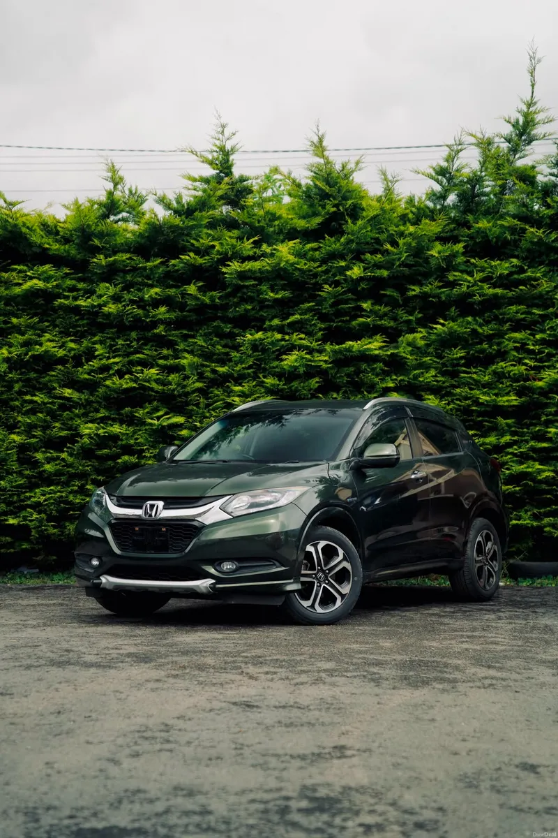 🌟 Honda Vezel Z 1.5 Hybrid 2016 🌟 - Image 1