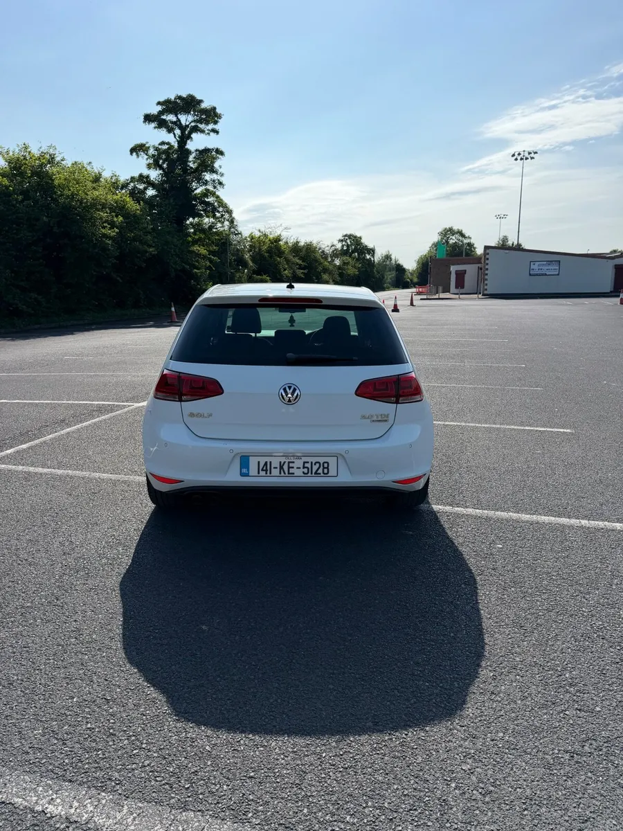 2014 VW Golf 2.0 TDI Bluemotion - Image 4