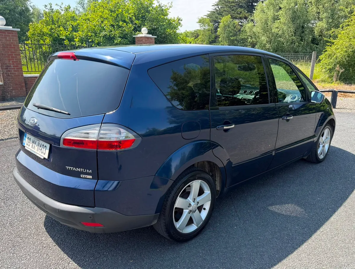 Ford S Max 7 Seater - Image 4