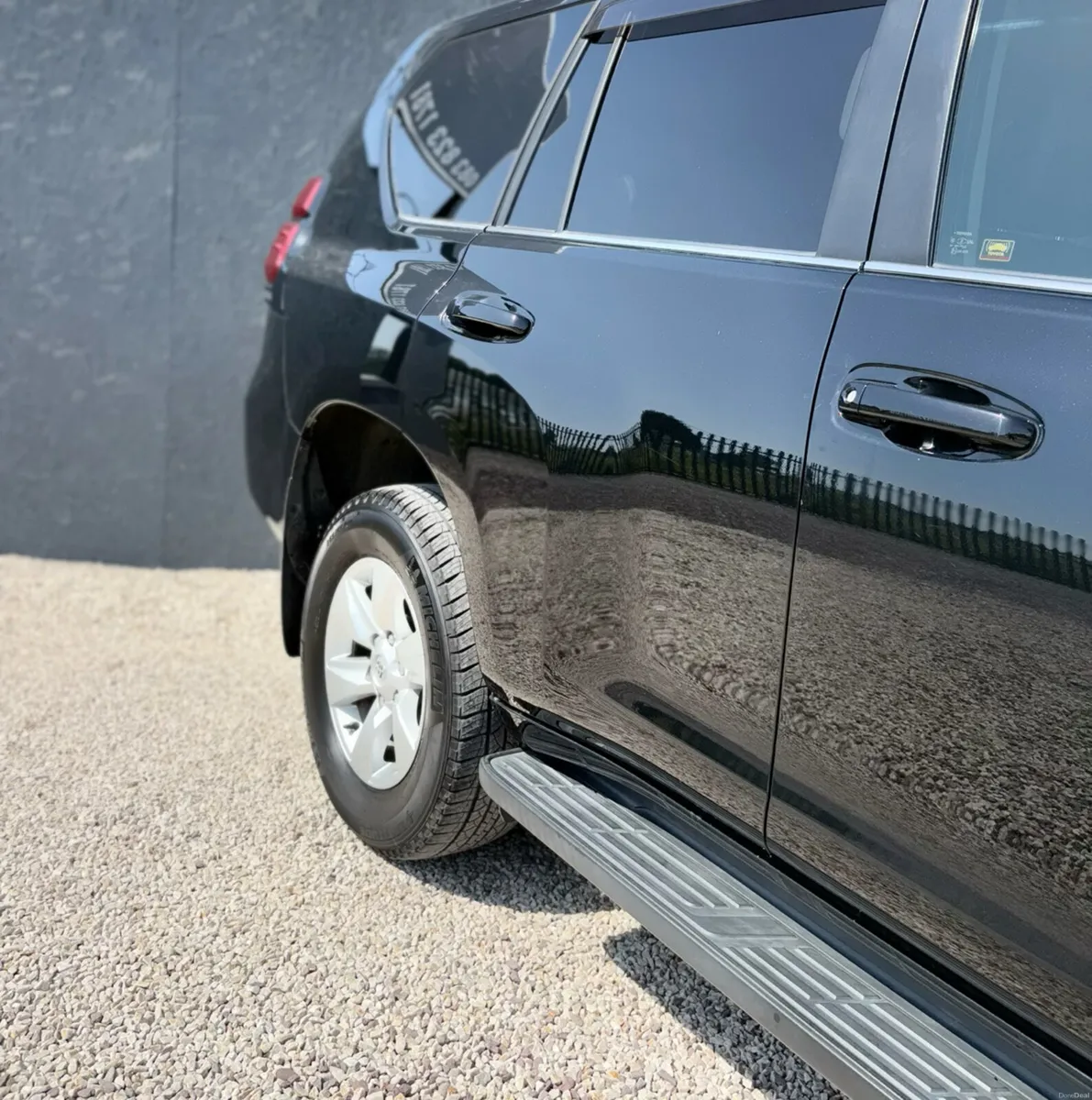 Toyota Landcruiser Prado 2.8 Automatic Passenger - Image 3