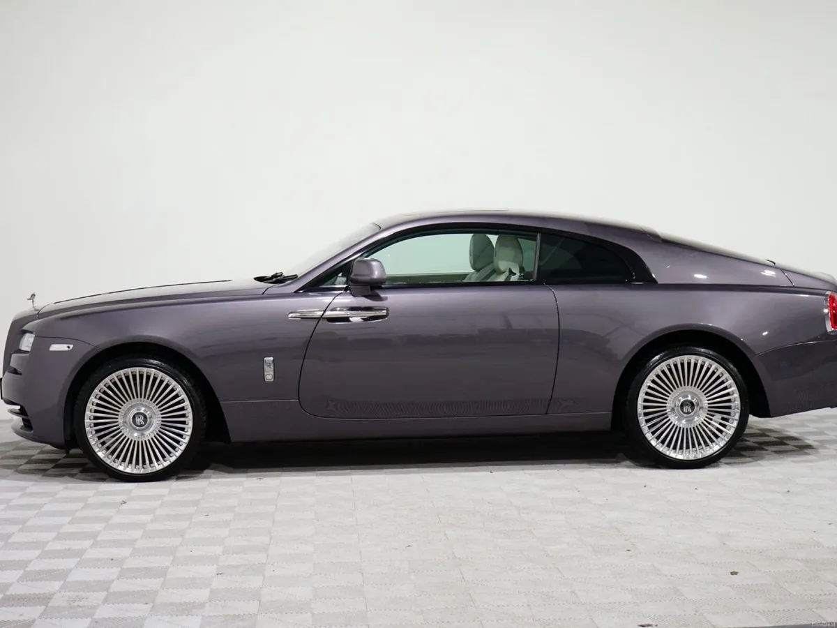 Rolls-Royce Wraith V12 Twin Turbo (2016) - Image 6