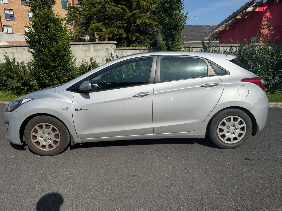 Hyundai i30 2013 *Low MIleage* - Image 2