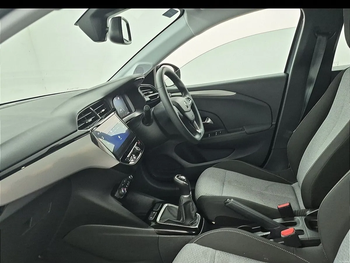 Opel Corsa Elegance 1.2i (75PS) S/S 5 Speed - Image 4