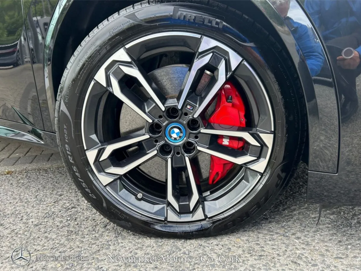 BMW iX2 M-SPORT PRO PACKAGE E DRIVE 20 ELECTRIC AU - Image 2