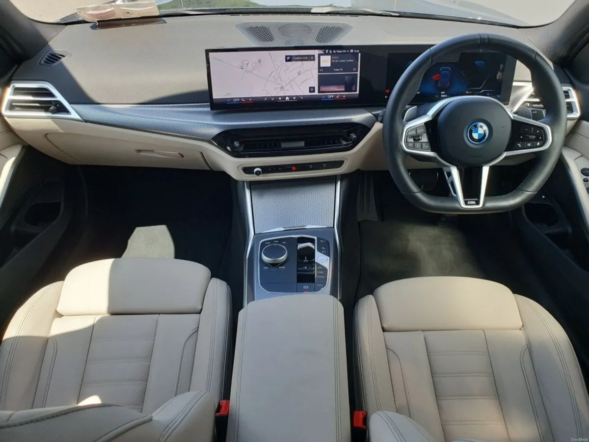 BMW 3-Series 330e M Sport Saloon - Image 4