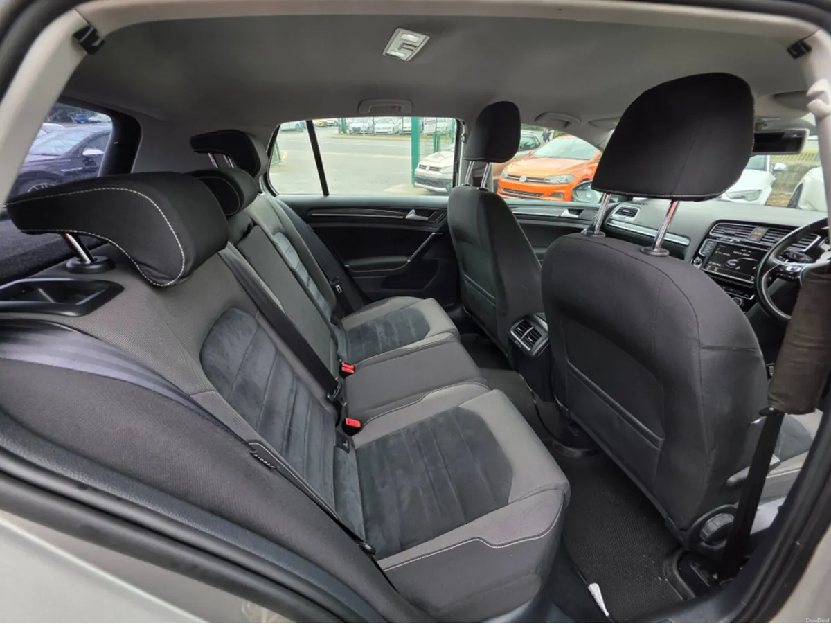 Volkswagen Golf SPECIAL OFFER 1.4 TSI HIGHLINE EDI - Image 4
