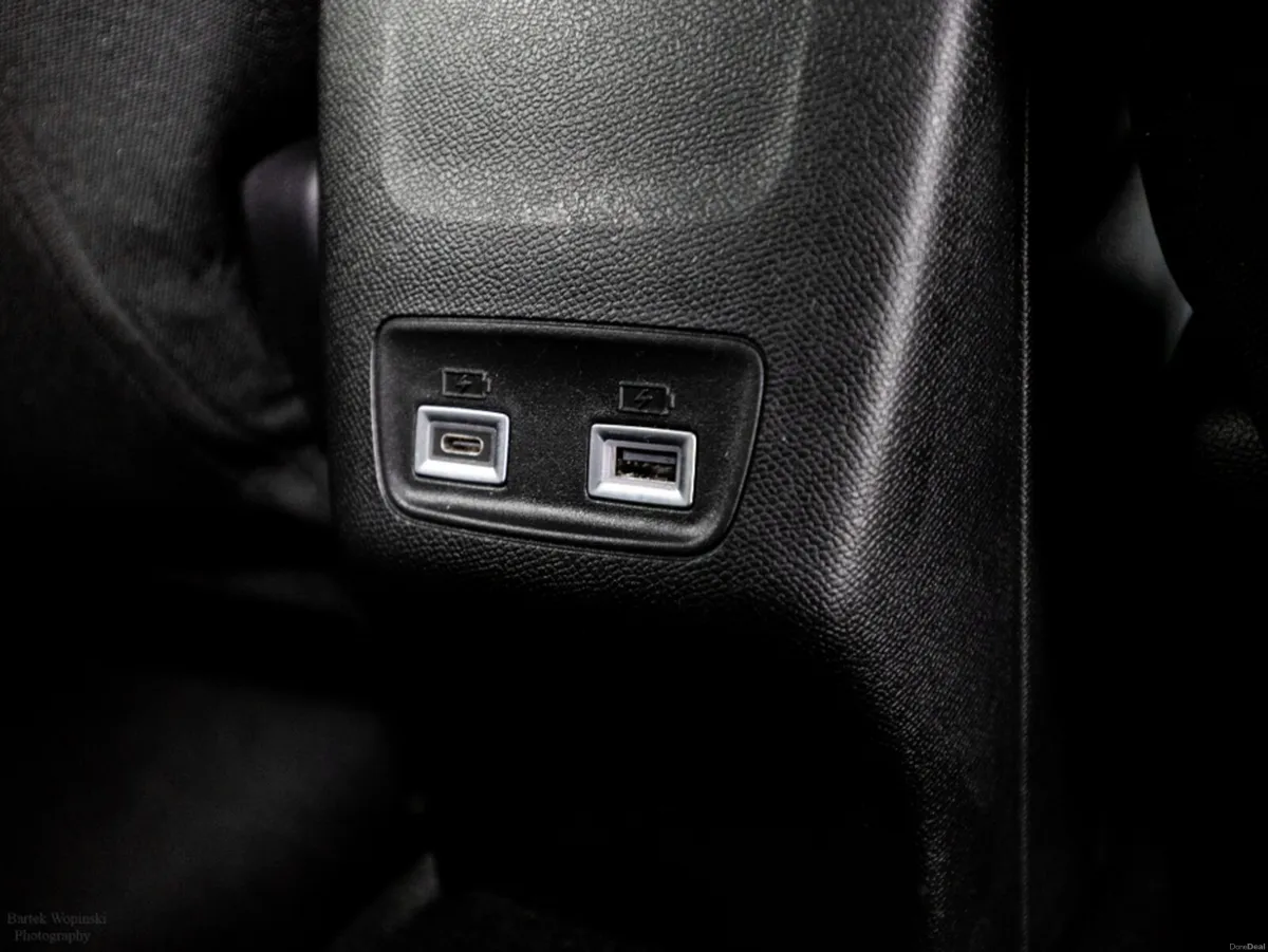 Peugeot 208 Allure 1.2 Hybrid Auto 110HP - Image 5