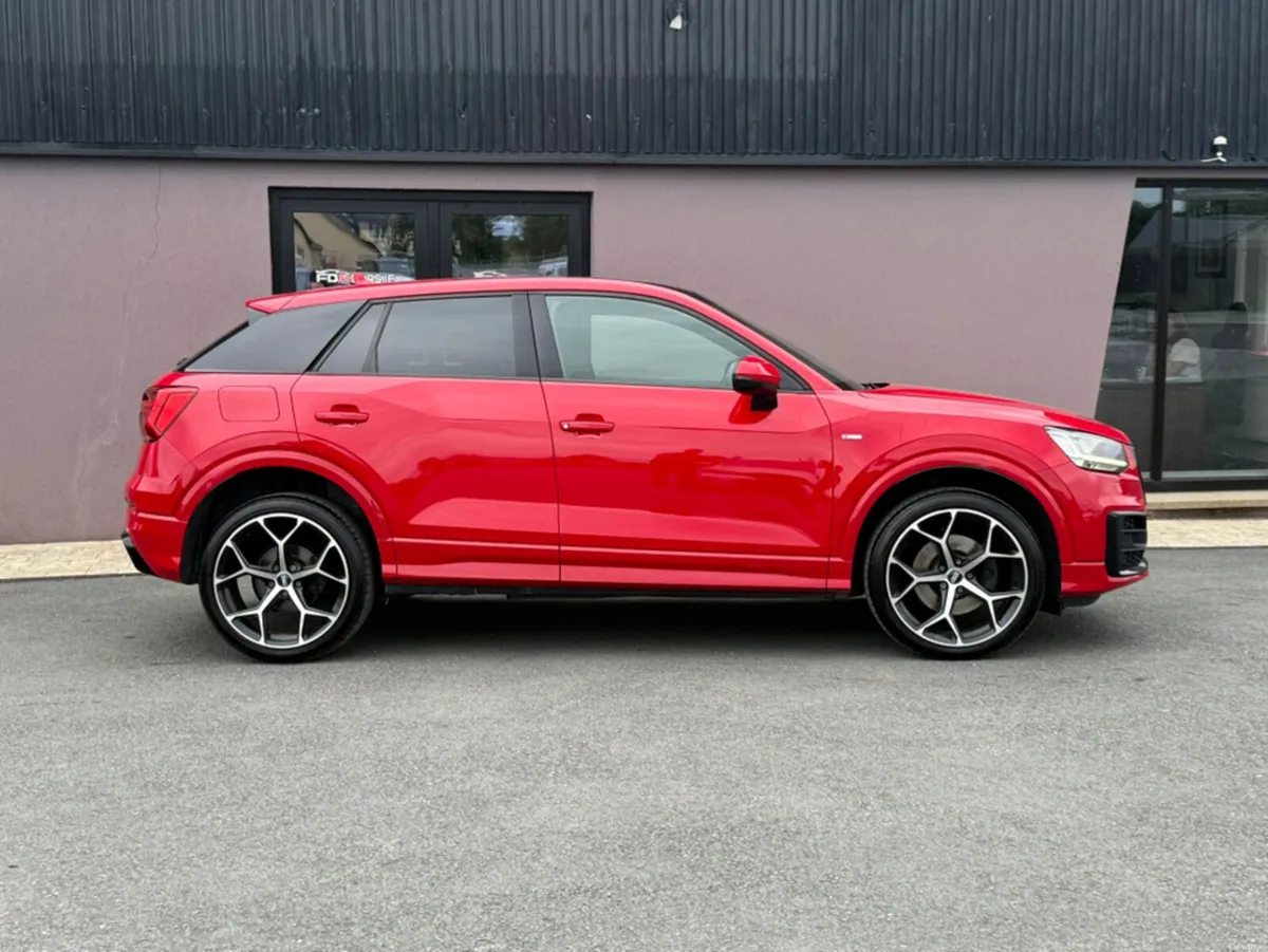 Audi Q2 S LINE TDI QUATTRO S-A - Image 3
