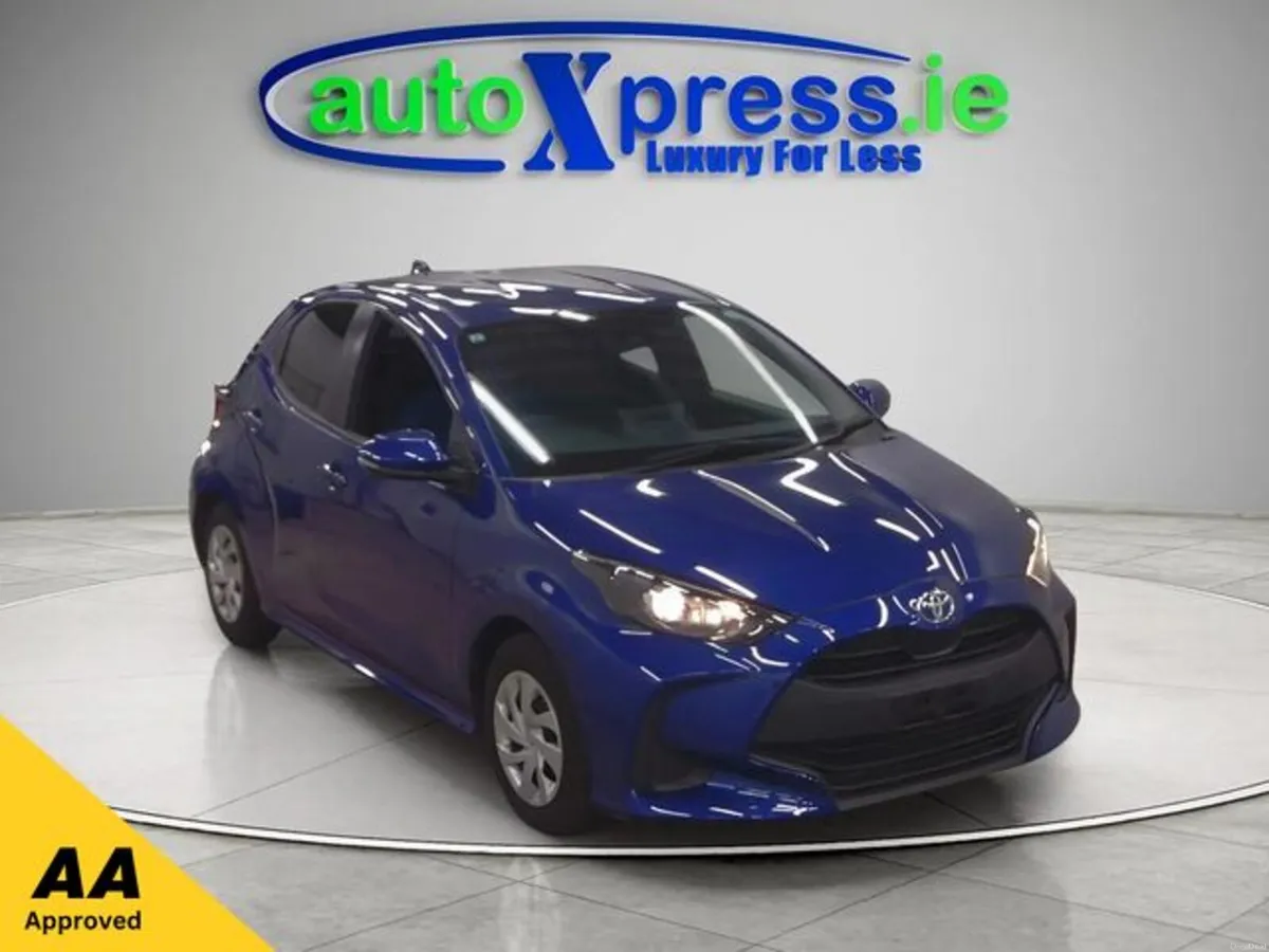 Toyota Yaris 1.5 HYBRID X Automatic, Reversing cam - Image 1