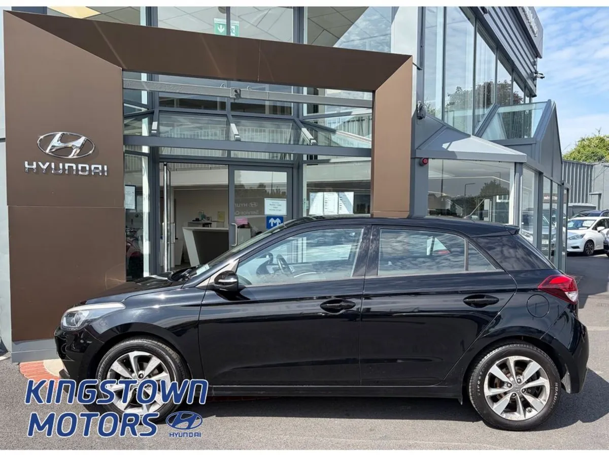 Hyundai i20 Active Deluxe 5DR Auto - Image 3