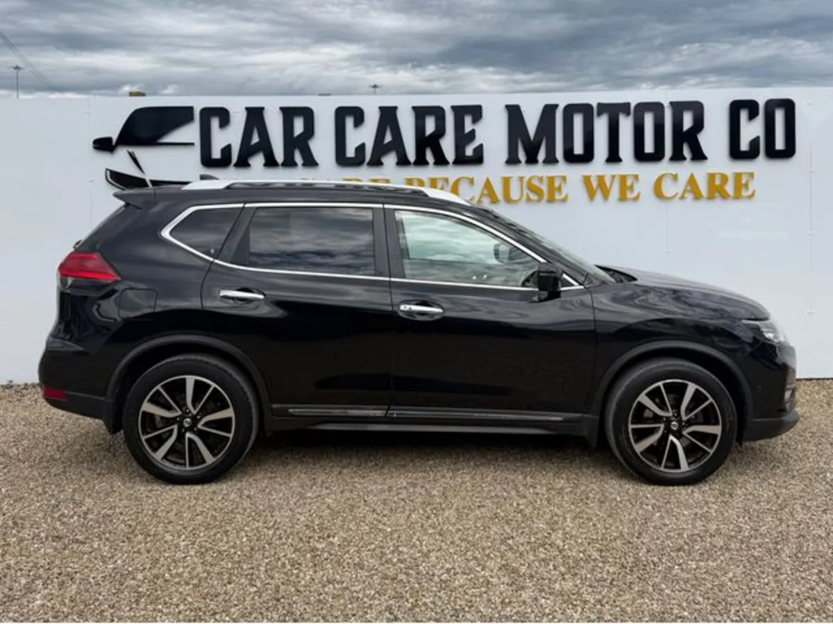 Nissan X-Trail 1.6 SVE CVT 7 Seat 18 4DR Auto - Image 2