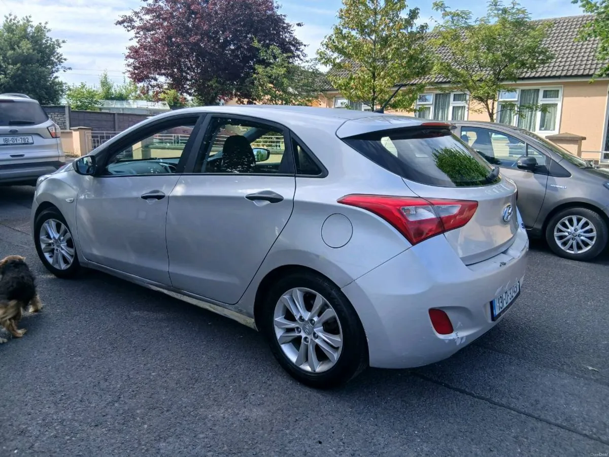 HYUNDIA i30 (131) 1.6 DIESEL NCT 29/12/26 - Image 4