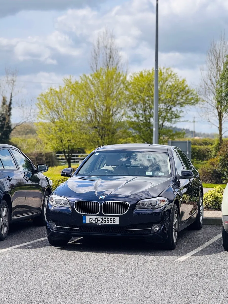 BMW 5-Series 520D Automatic - Image 3