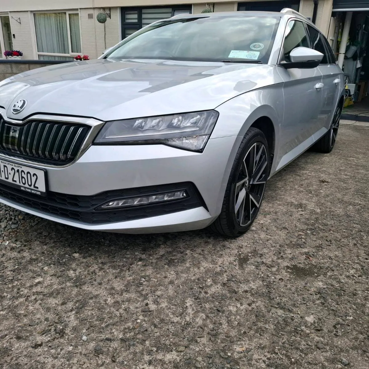 Skoda Superb - Image 1
