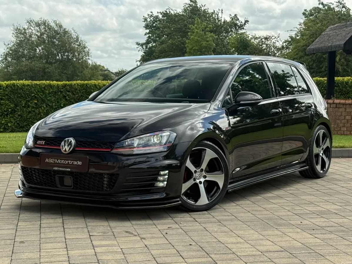 2017 Volkswagen Golf GTI - Image 1