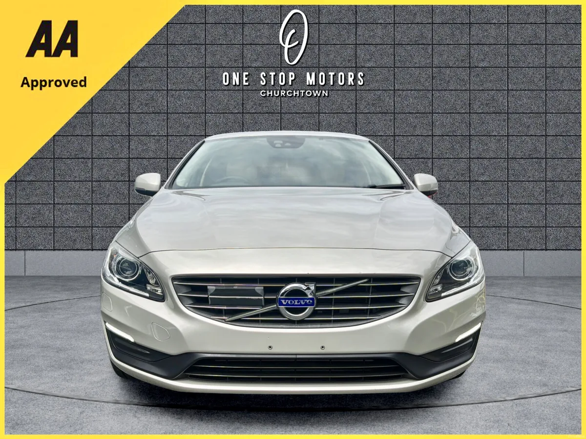 2018 Volvo V60*INSCRIPTION D4 MODEL AUTO*LEATHER - Image 6