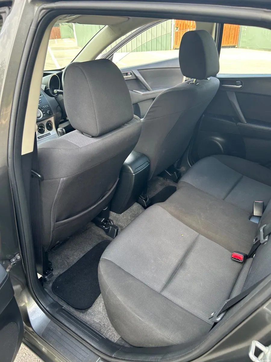 Mazda3 2010 - Image 4