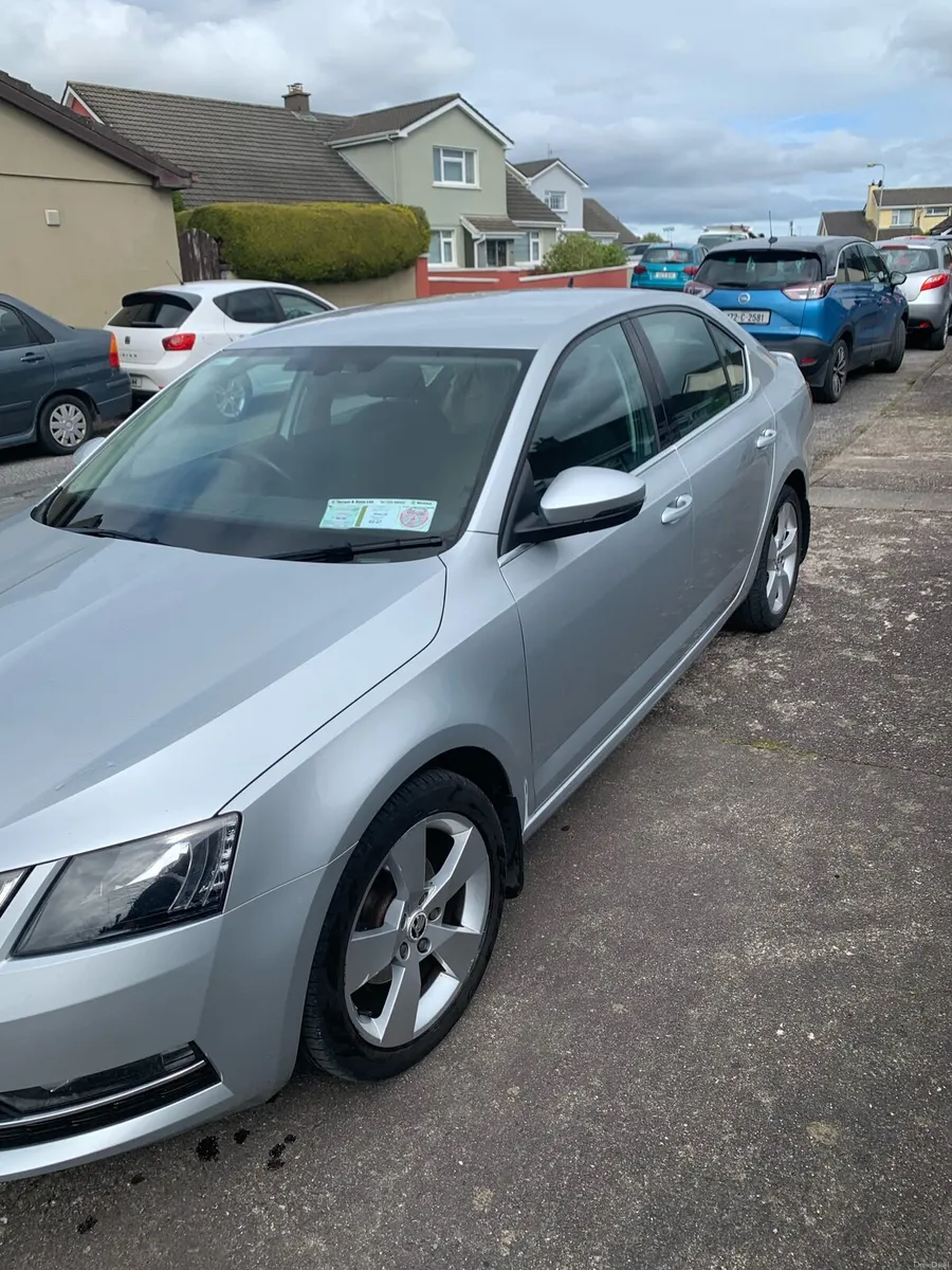 Car skoda octavia - Image 2