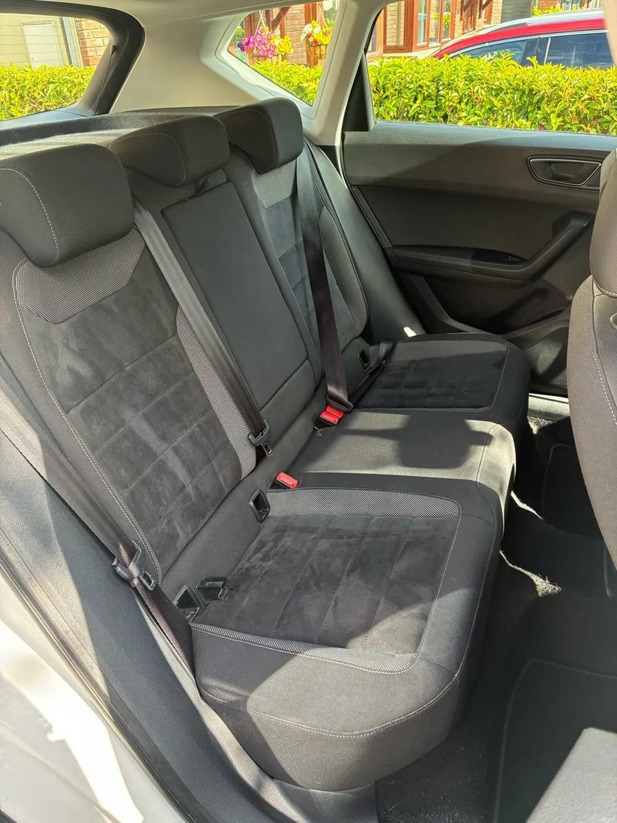SEAT ATECA 1.6 Diesel 2016 Low Mileage - Image 6