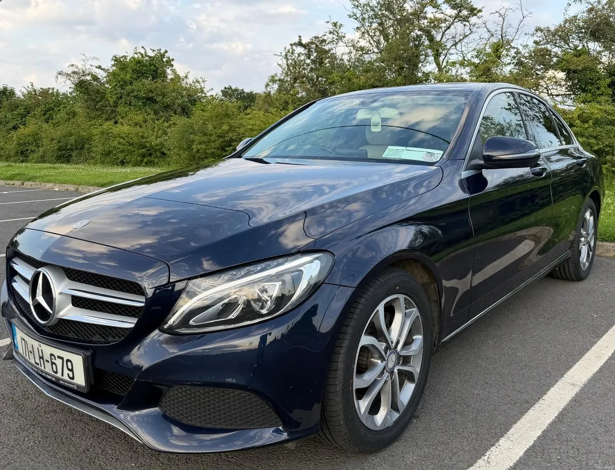 Mercedes-Benz C-Class 2017 - Image 4