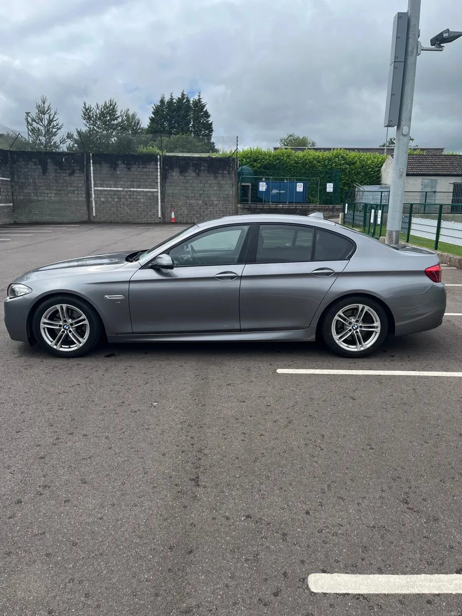 F10 BMW 5-Series M Sport - Image 5