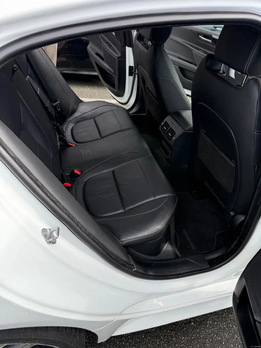 Jaguar XE R-Sport 2018 Automatic - Image 3
