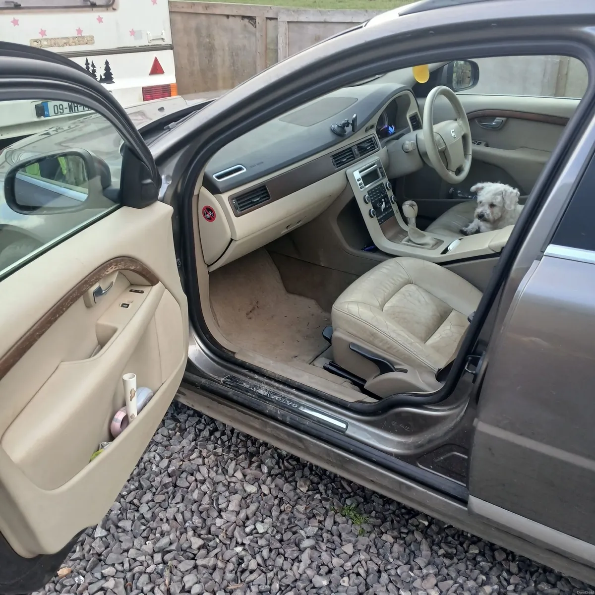 Volvo V70 2.0D - Image 2