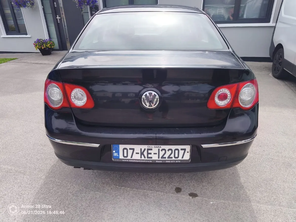 Volkswagen Passat 2007  1.9 TDI - Image 4