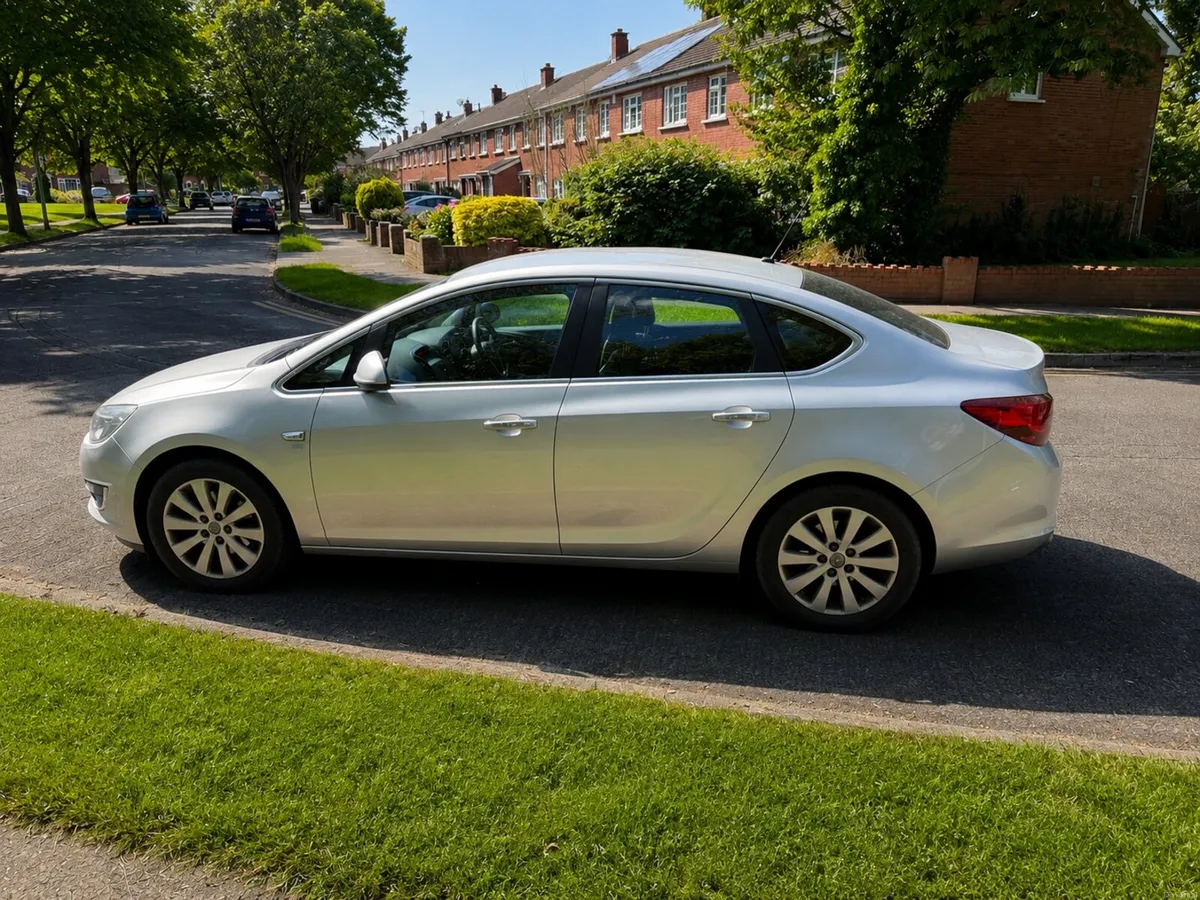 Opel Astra SE 1.7 CDTI 130PS Fresh NCT,Low Km,FSH - Image 4
