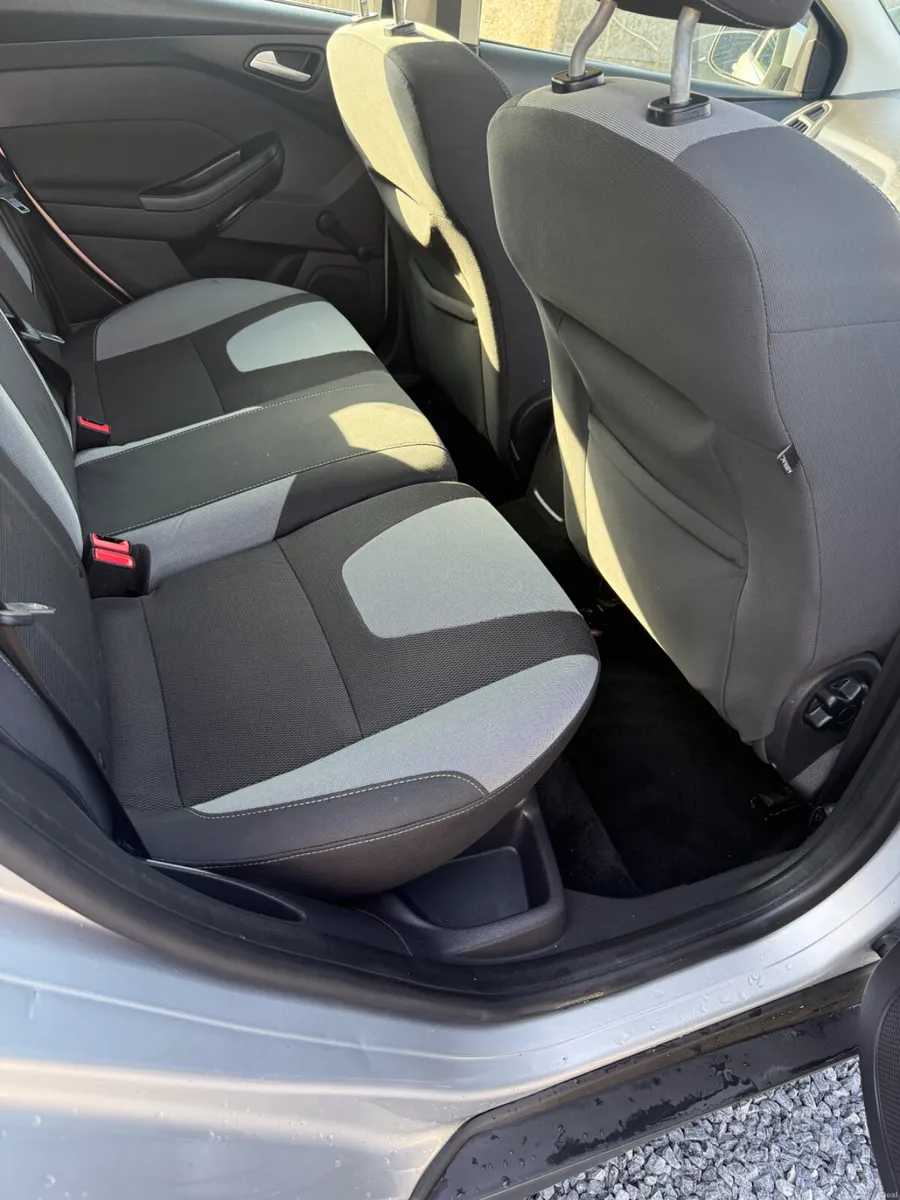 2013 Ford Focus 1.6 Petrol Automatic - Image 6