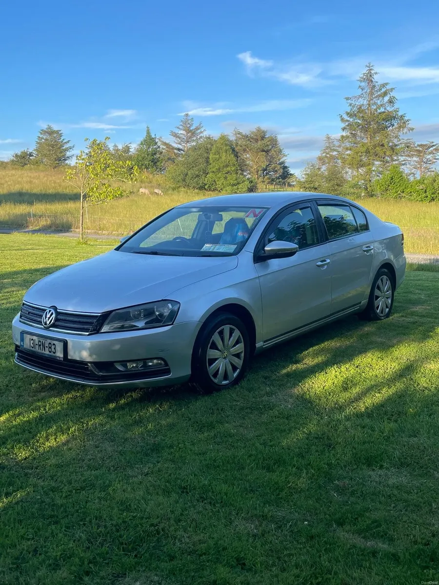 Volkswagen Passat - Image 1