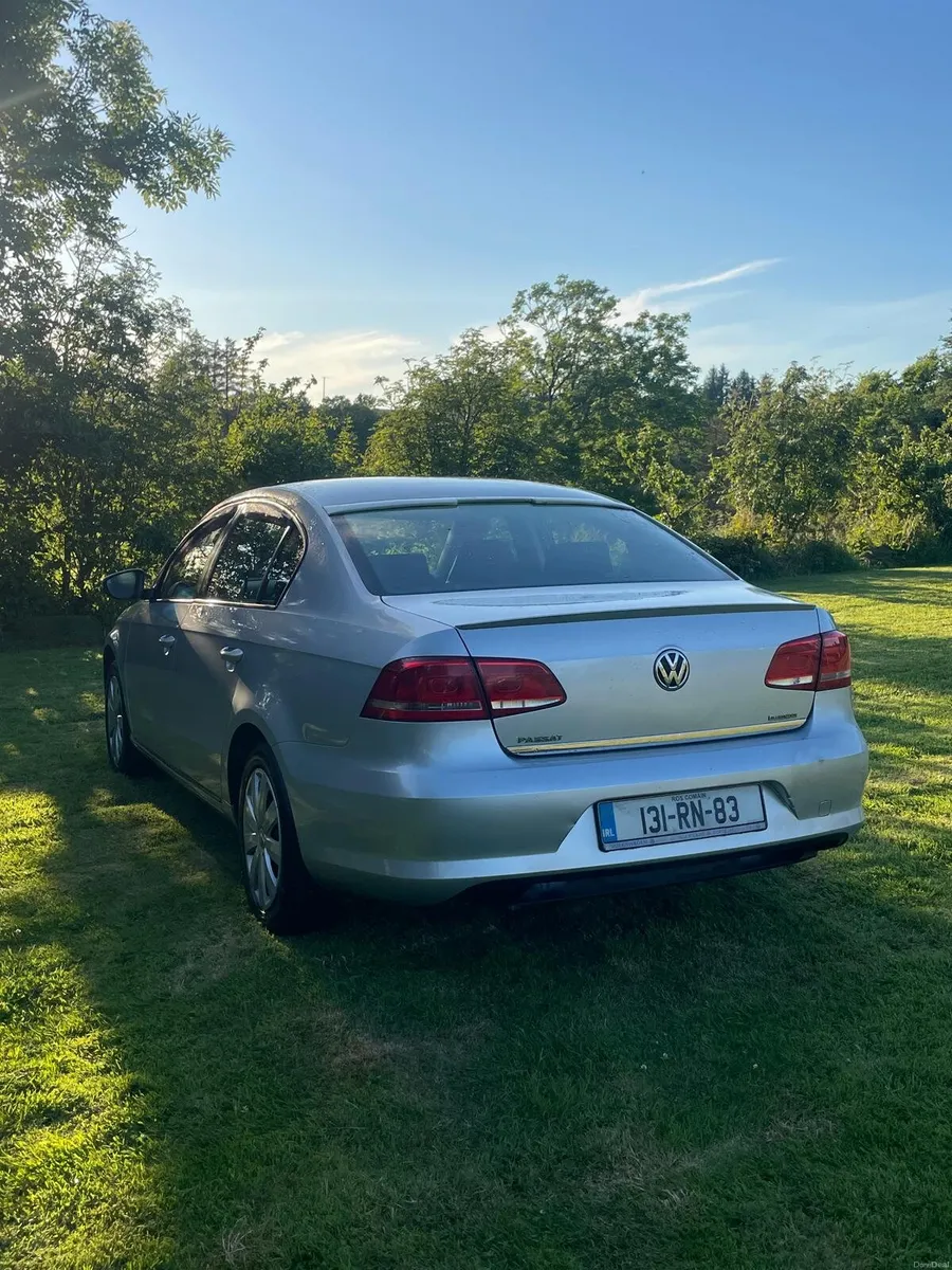 Volkswagen Passat - Image 4