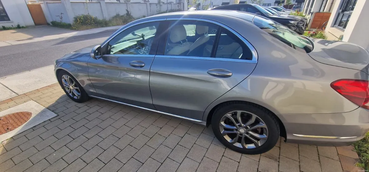 Mercedes-Benz C-Class 2015 - Image 2