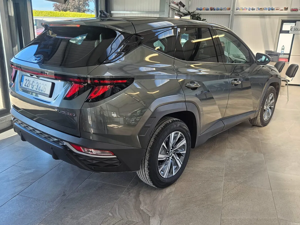 221 HYUNDAI TUCSON COMFORT PLUS - Image 3