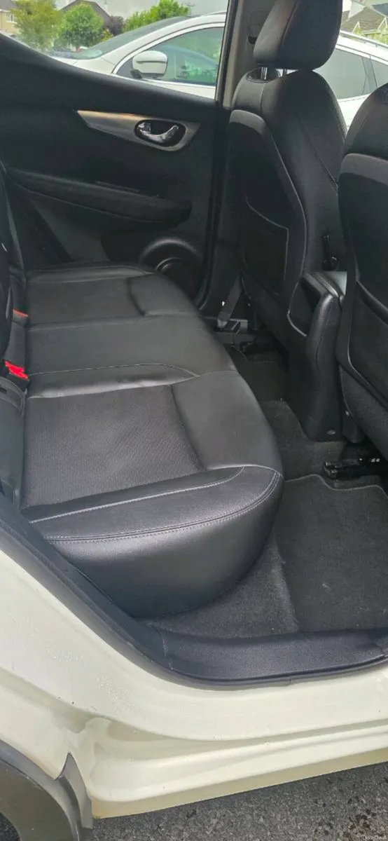 Qashqai 1.2 Petrol 2019 - Image 4