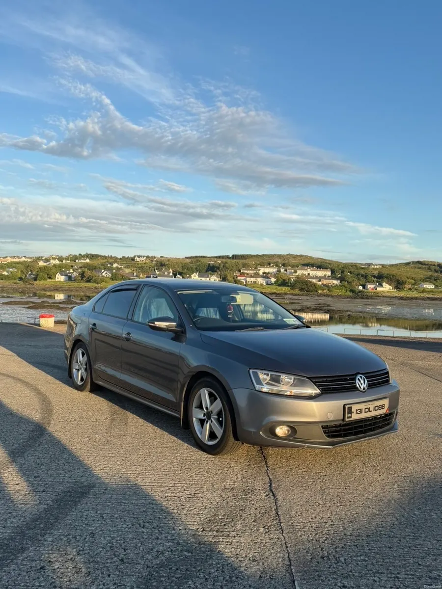 Volkswagen Jetta - Image 3