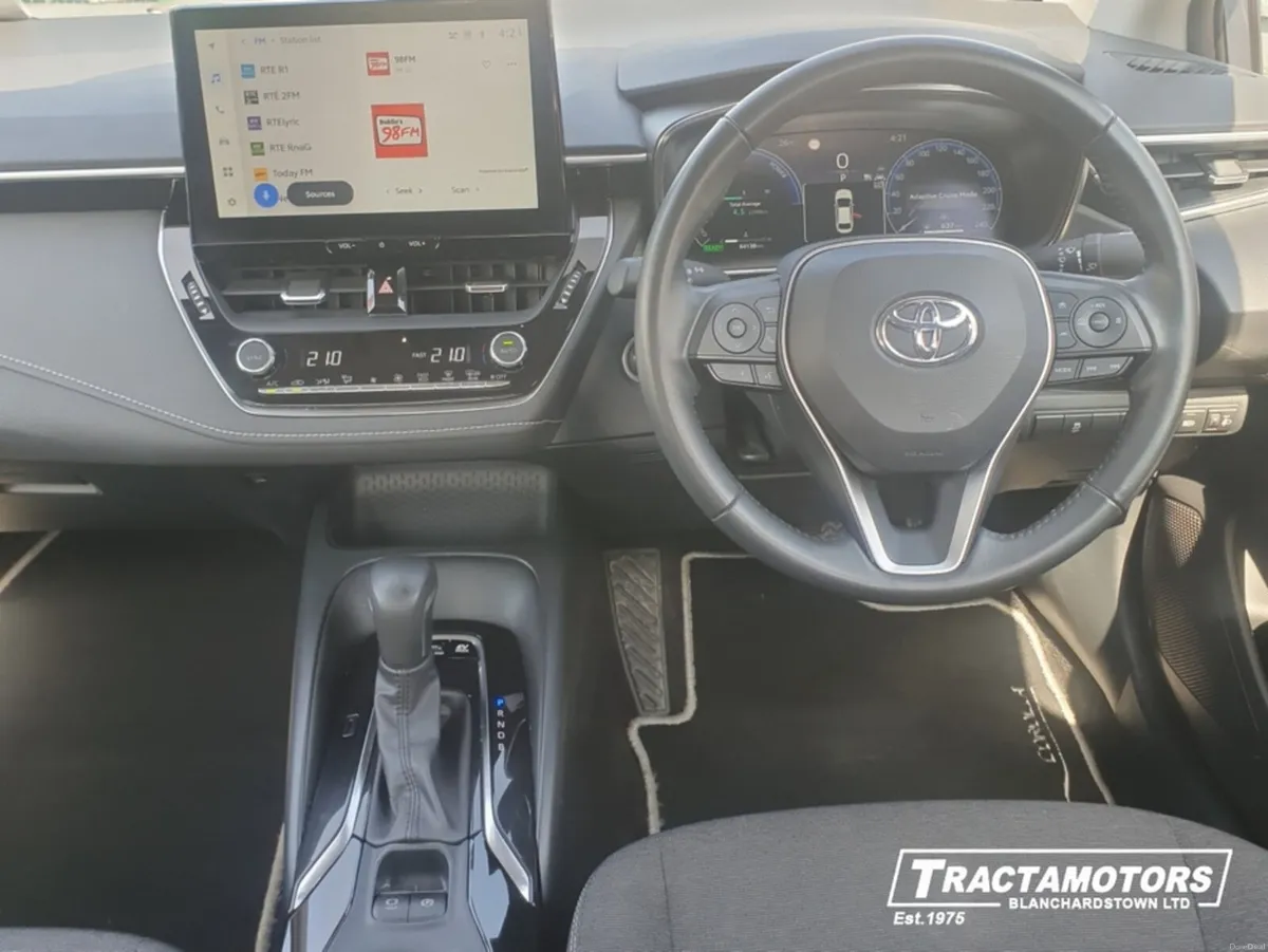 Toyota Corolla LUNA SALOON 4DR AUTO - Image 2