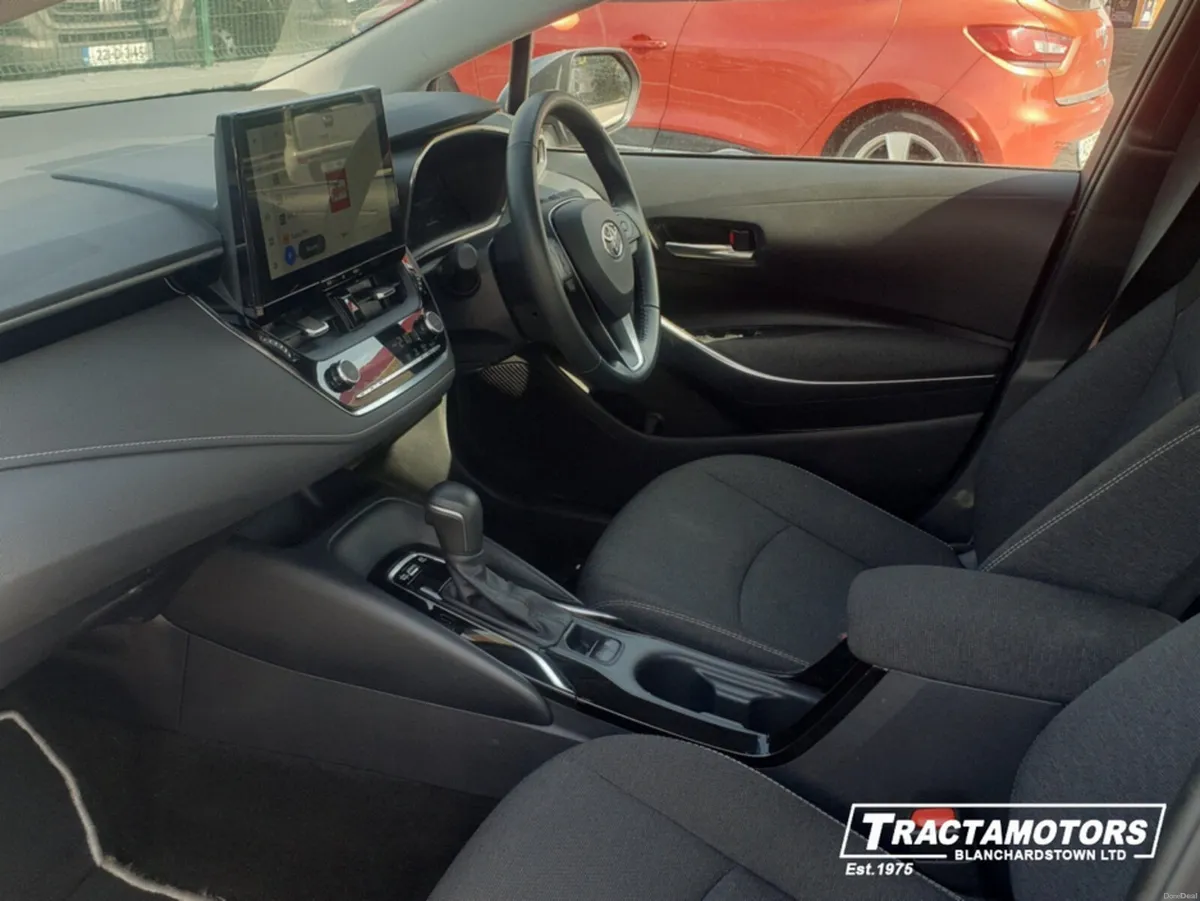 Toyota Corolla LUNA SALOON 4DR AUTO - Image 4