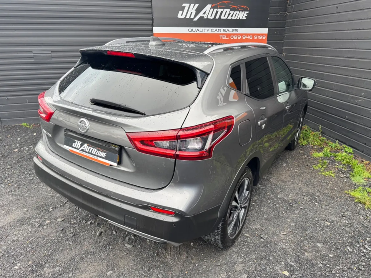 Nissan Qashqai 1.2 N-CONNECTA 5DR - Image 4