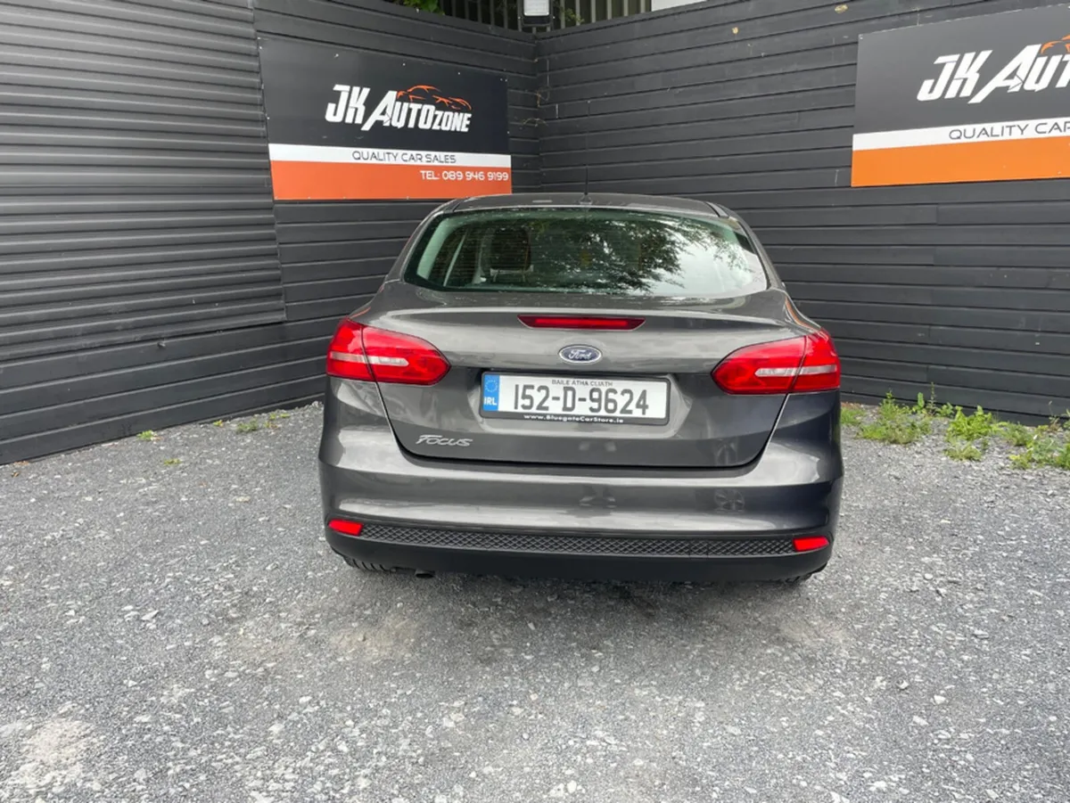 Ford Focus TITANIUM 1.5 TD 6SPEED 4DR - Image 5