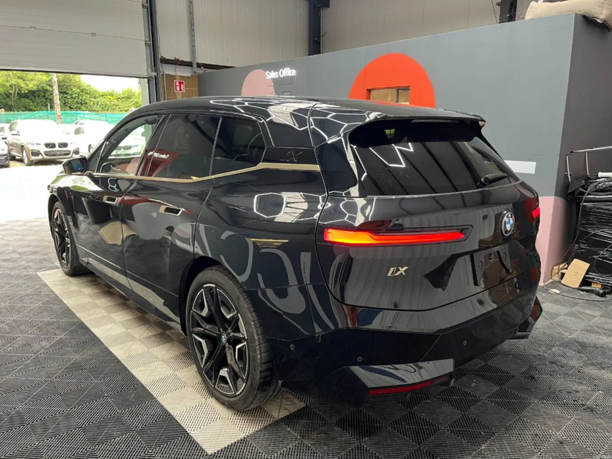BMW iX 2022 BMW IX XDRIVE40 AUTOMATIC / CRUISE CON - Image 4