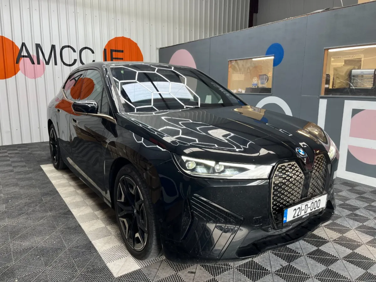 BMW iX 2022 BMW IX XDRIVE40 AUTOMATIC / CRUISE CON - Image 1