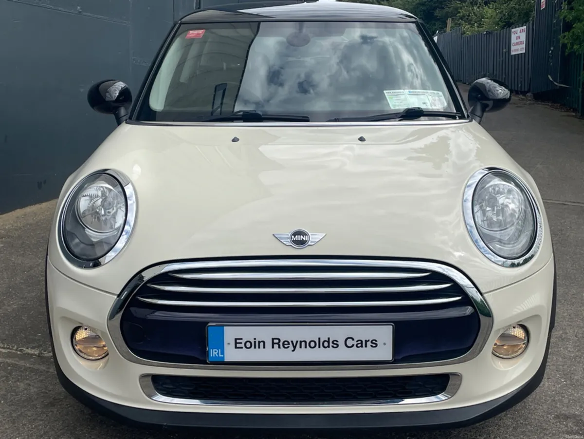 Mini Cooper D 2DR COOPER AS NEW. LOW KMS! - Image 2