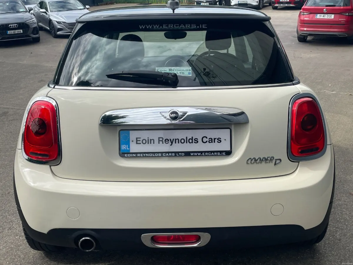 Mini Cooper D 2DR COOPER AS NEW. LOW KMS! - Image 5