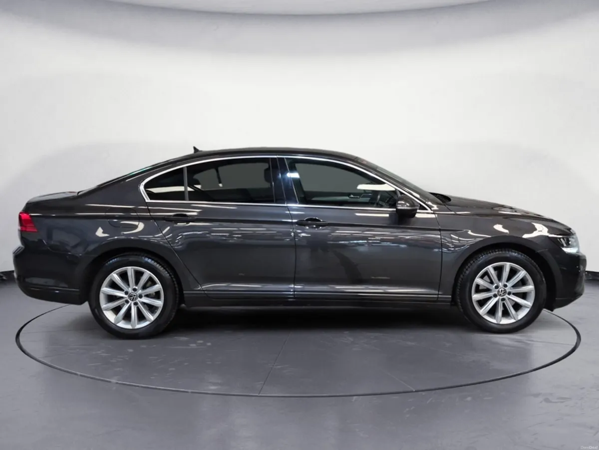 Volkswagen Passat BUSINESS 2.0 TDI D7F 122 4DR AUT - Image 4