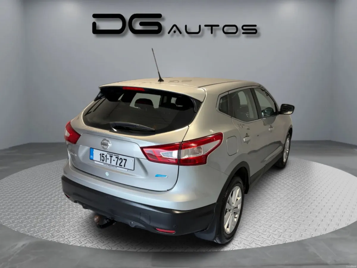 Nissan Qashqai 1.5 SV SAFETY PK + CON DSL CONNECT - Image 4