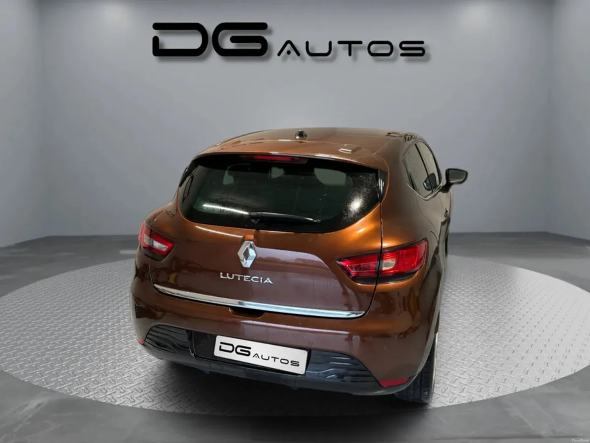 Renault Clio Auto - Petrol - Good Spec - Individua - Image 5