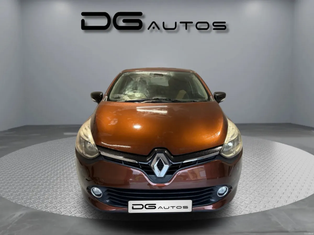 Renault Clio Auto - Petrol - Good Spec - Individua - Image 4