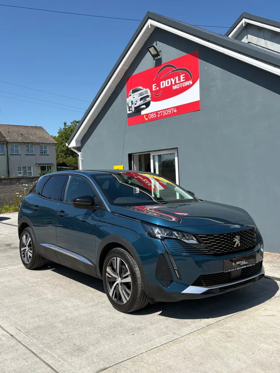 2022 Peugeot 3008 Automatic - Image 3