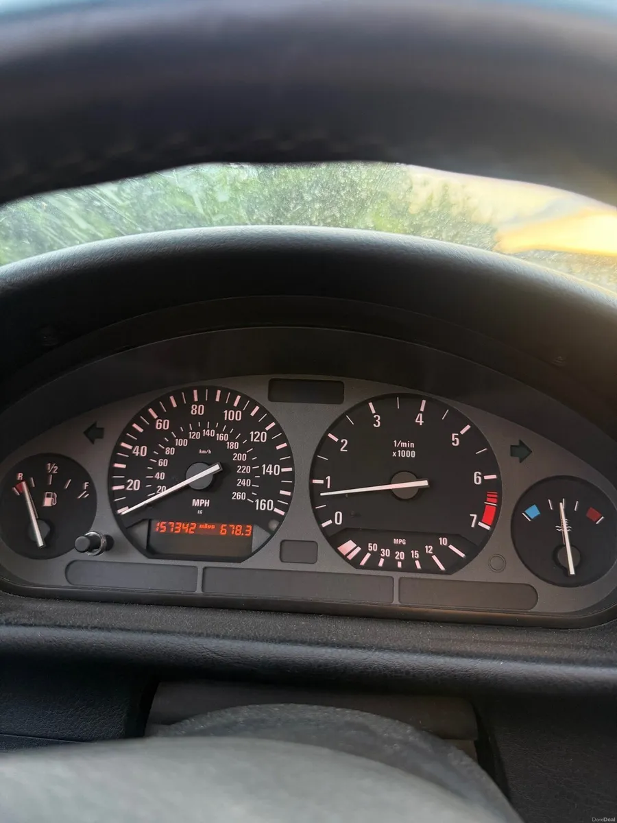 BMW E36 Cabrio - Image 6